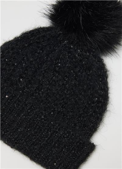 Kalın Siyah Örgü Şapka