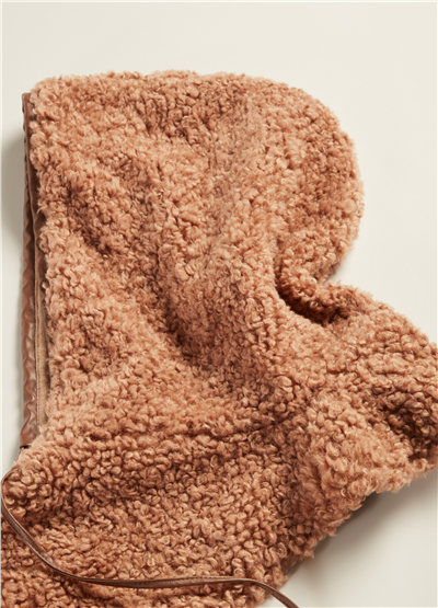 Kapüşonlu Bej Atkı