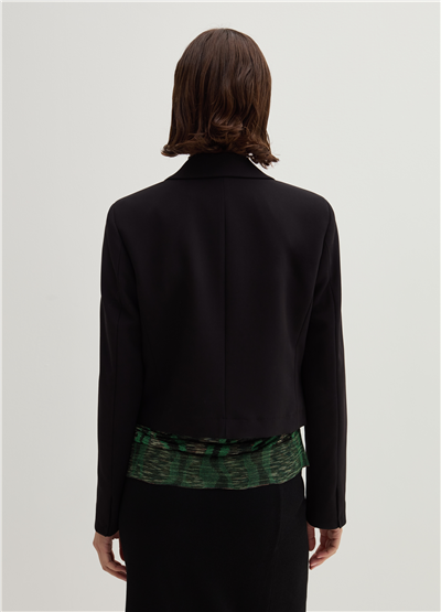Katmanlı Crêpe Kısa Kesim Düğmeli Siyah Blazer