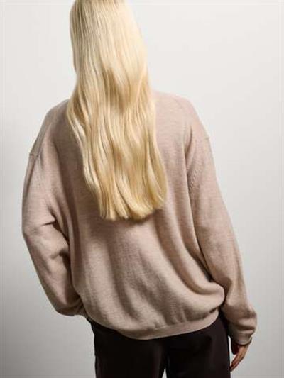 Bej Oversize Saf Yün Kazak