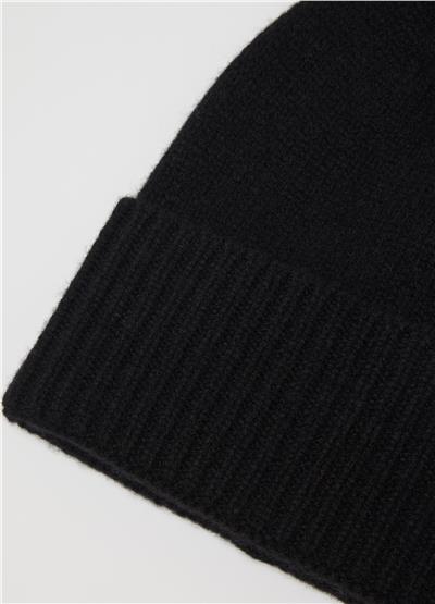 Siyah Saf Yün Şapka