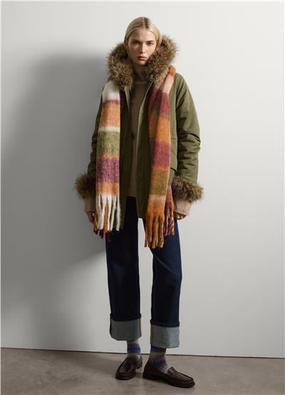 Sahte Kürk Süslemeli Parka