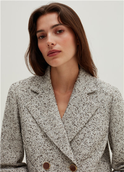 Tüvit Beyaz Kruvaze Blazer