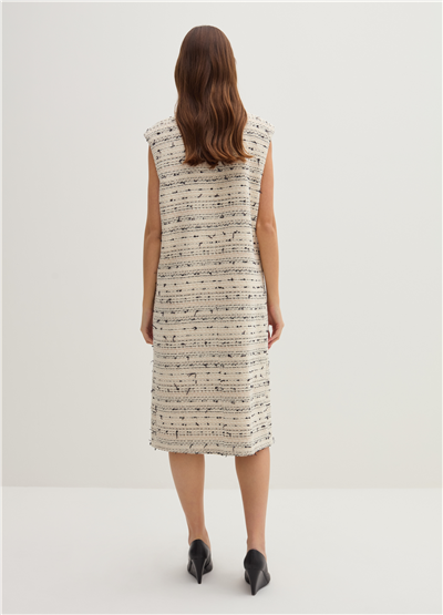 Tüvit Kumaştan Uzun Kruvaze Bej Yelek