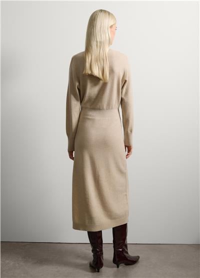 Uzun Kollu Yün Elbise