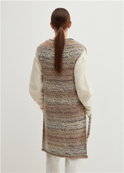 V Yakalı Uzun Ve Kapalı Model Lurex Süveter