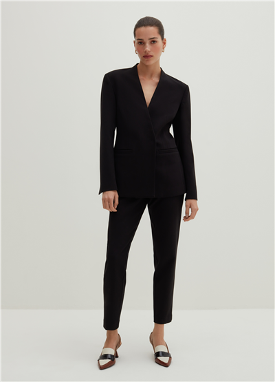 Yan Yırtmaçlı Siyah Kruvaze Blazer