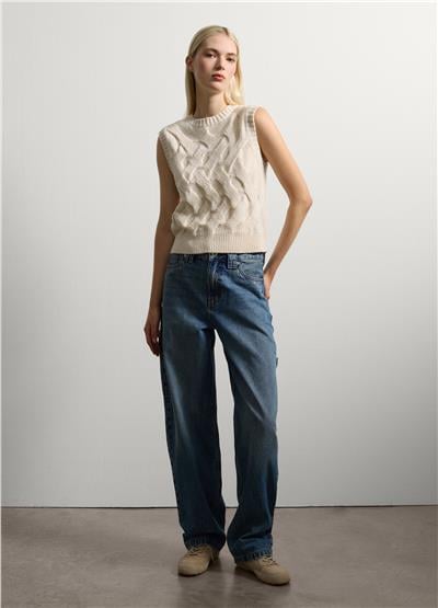 Beyaz Yün Karışımlı Normal Kesim Kazak