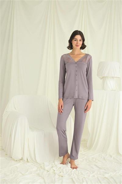 Yakası Kolu ve Omzu Dantelli Boydan Düğmeli Pijama Takımı