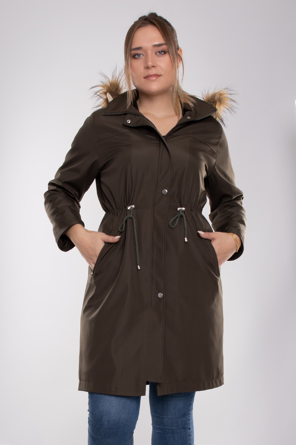 1010 Büyük Beden Kapşonlu Fermuarlı Beli Bağcıklı Uzun Kap