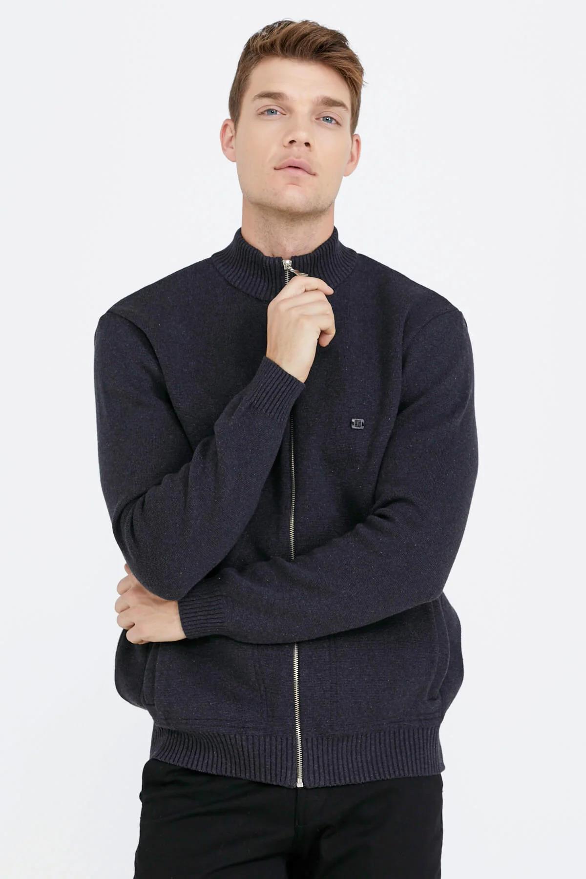 14242 Nakış Detaylı Cepli Erkek Triko Ceket