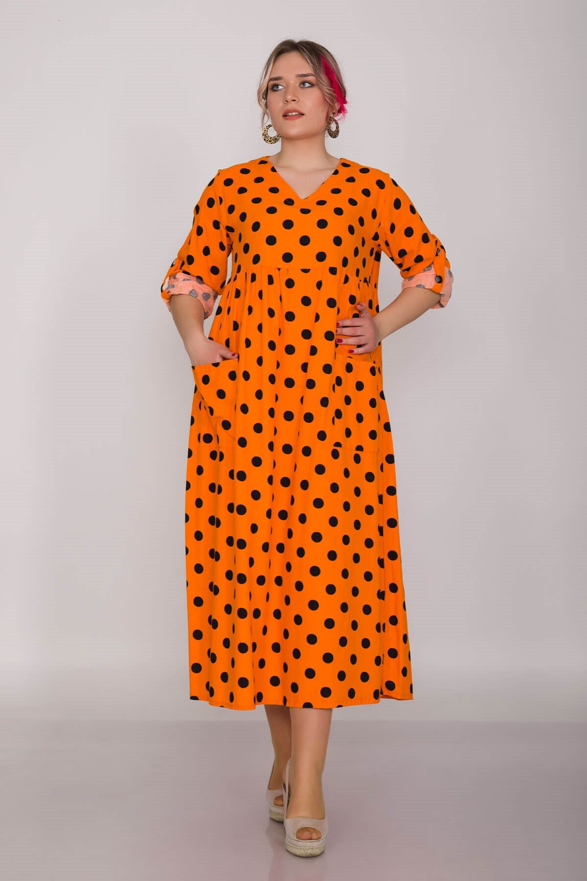 2041-1 İri Puantiyeli Cepli FakirKol Pamuk Viscon Elbise