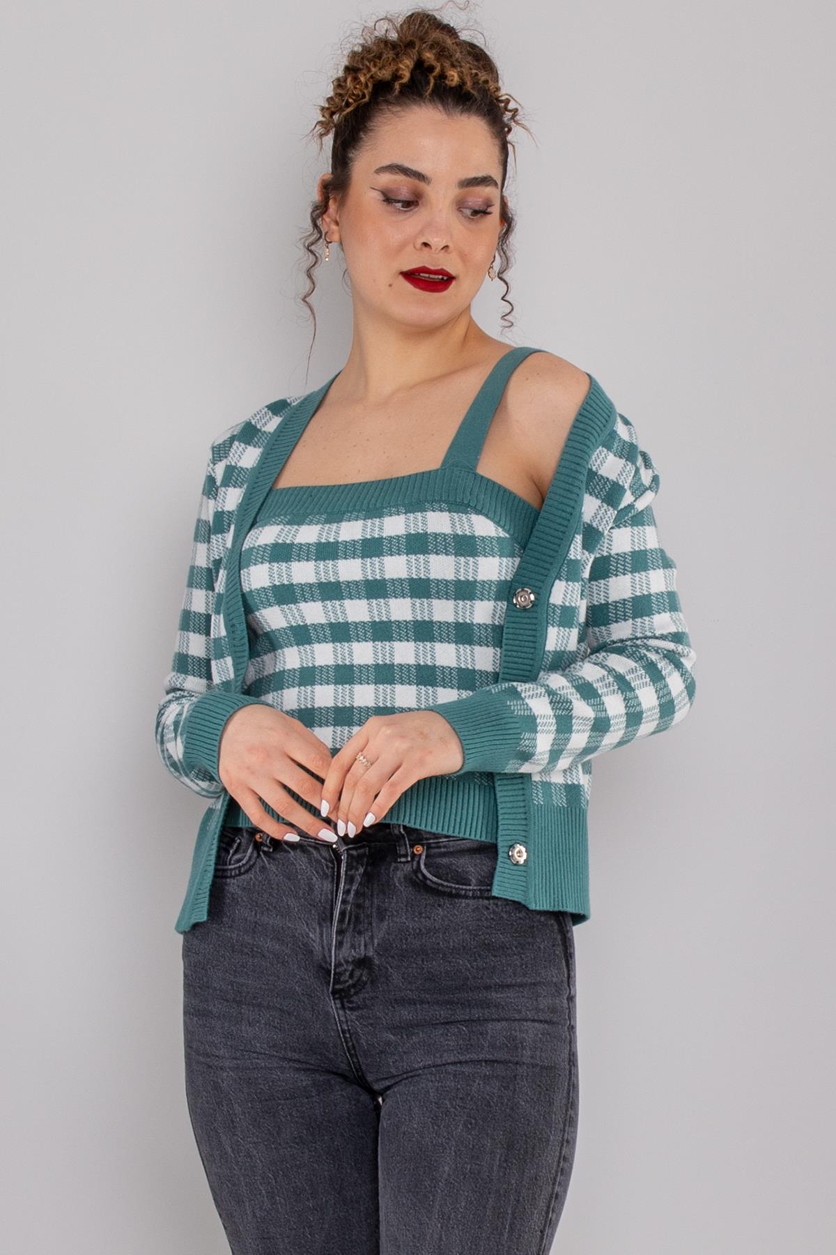 34447 Kare Desen Bluz Hırka Triko Takım