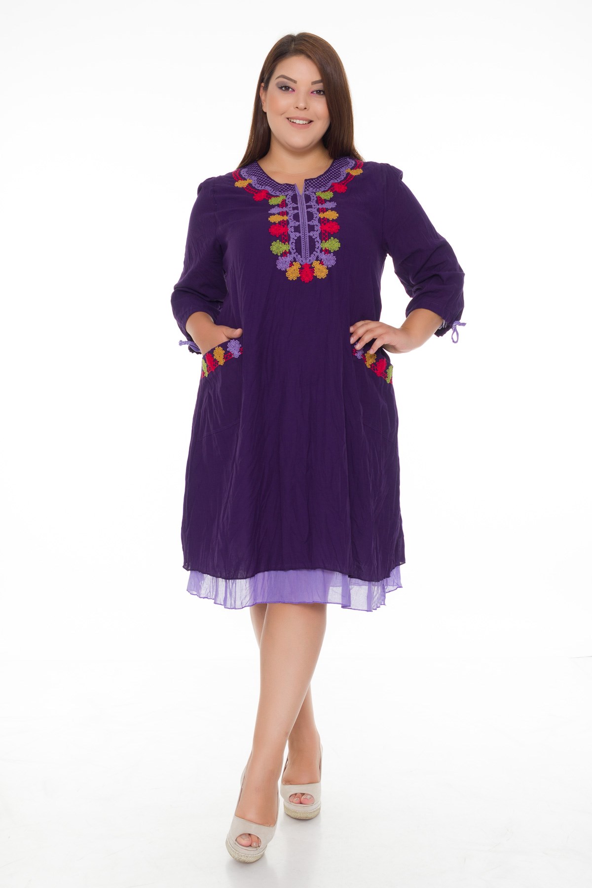 3676 YAKA RENKLİ NAKIŞ İŞLİ OTANTİK ELBİSE