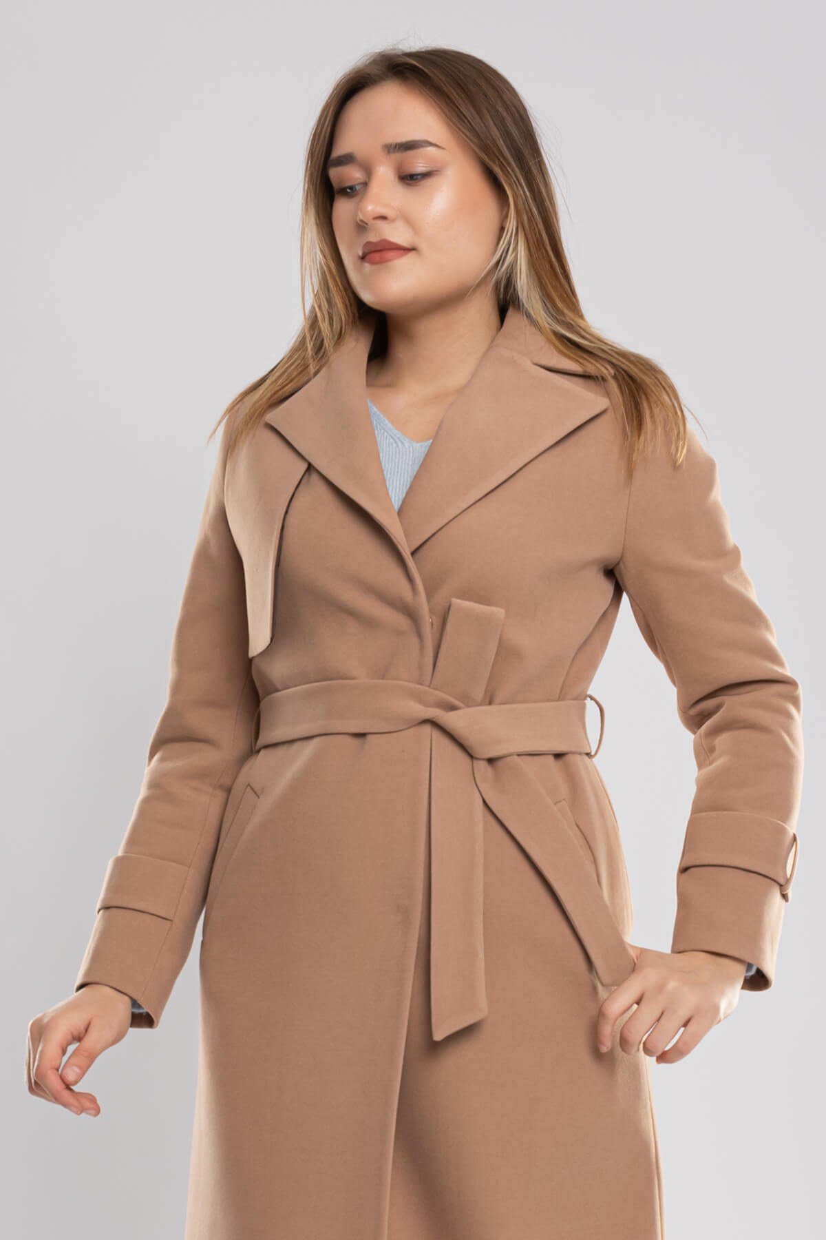 3771 Büyük Beden P.M Kuşaklı Omuz Kol Apoletli Çıtçıtlı Uzun Kadın Manto