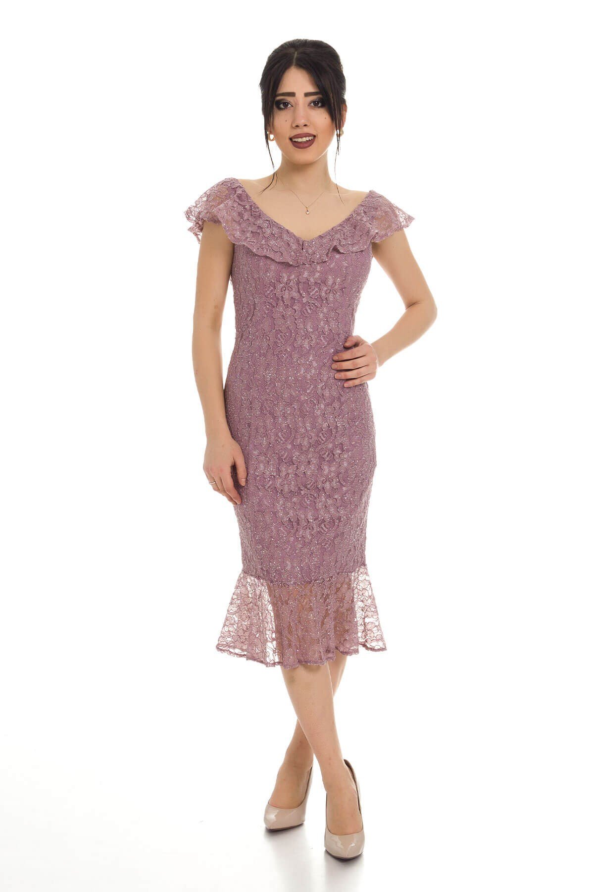 4781 KB Yakası Valonlu Kısa Dantel Elbise