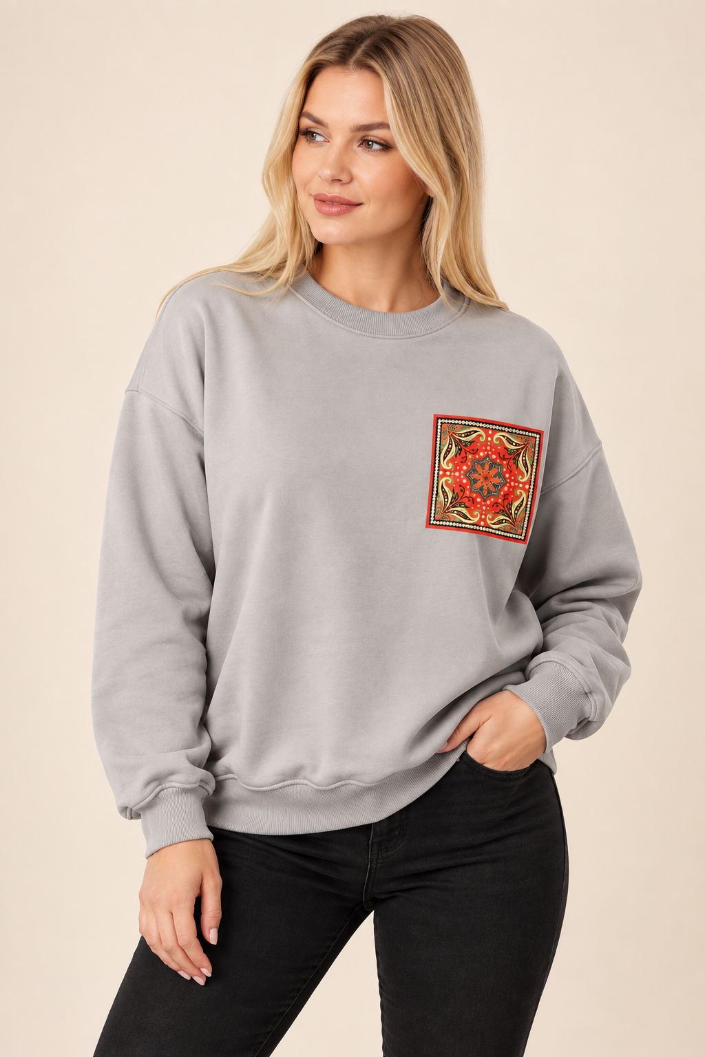 5607 Etnik Desen Detay Şardonlu Bisiklet Yaka Sweat