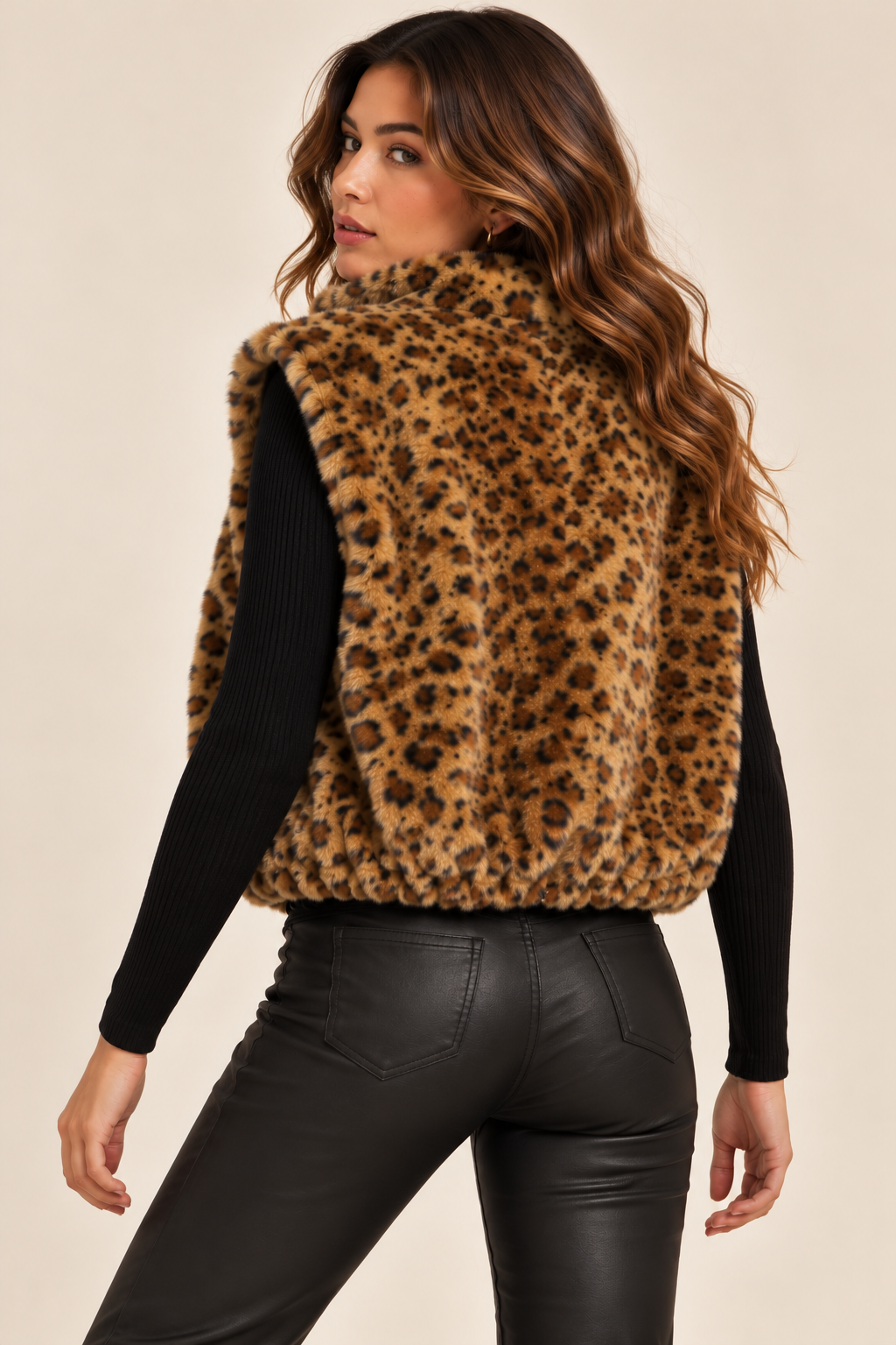 67225 Leopar Desen Dikyaka Cep Kapak Detay Kısa Fermuarlı Kürklü Yelek