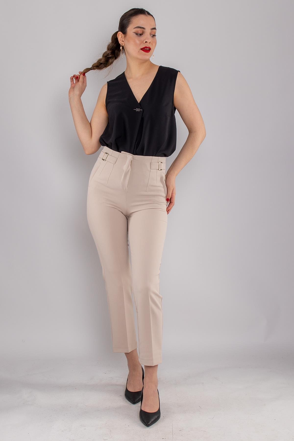 70609 Beli Pensli Tokalı Kumaş Pantolon