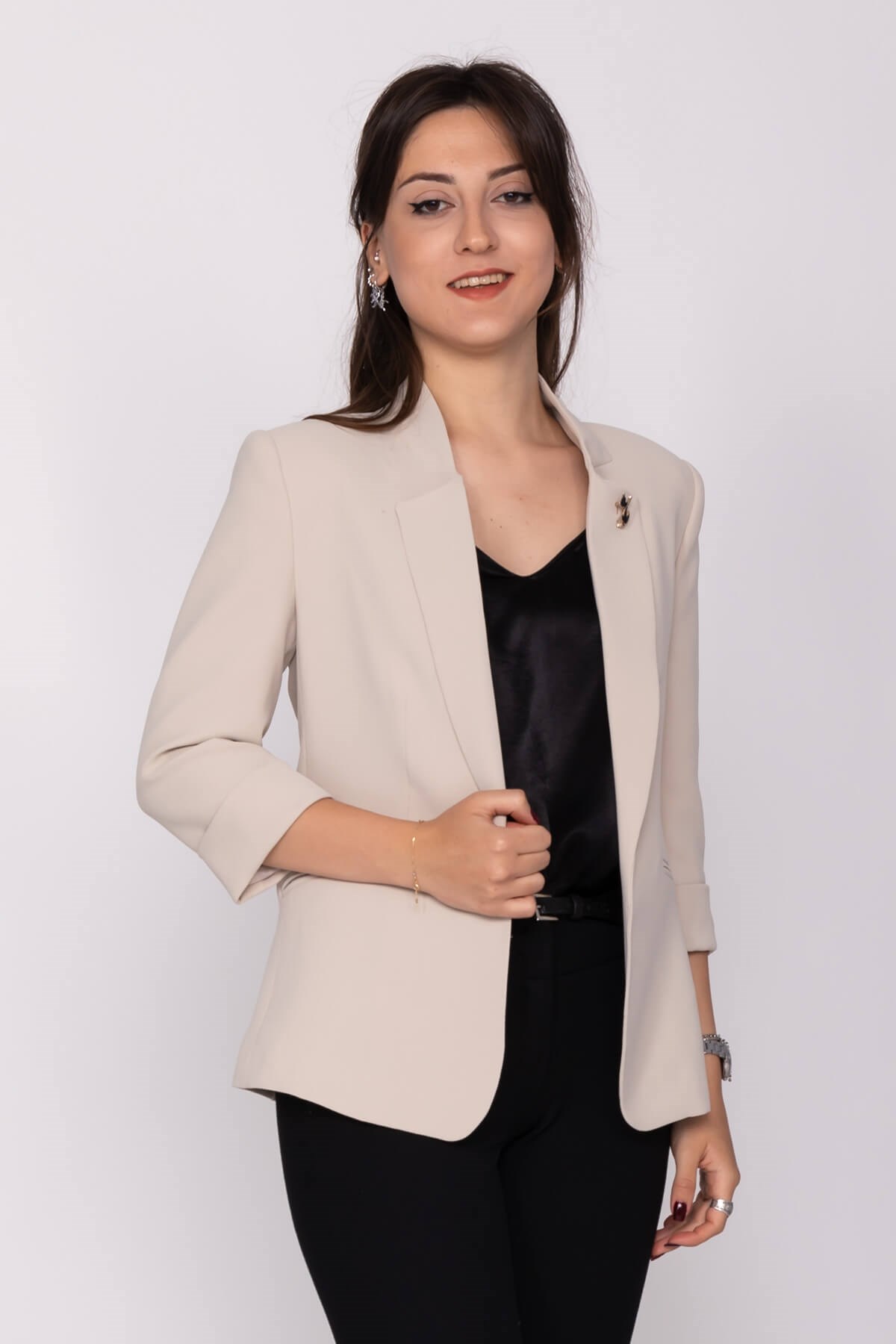 90179 Kedi Broşlu Kadın Ceket