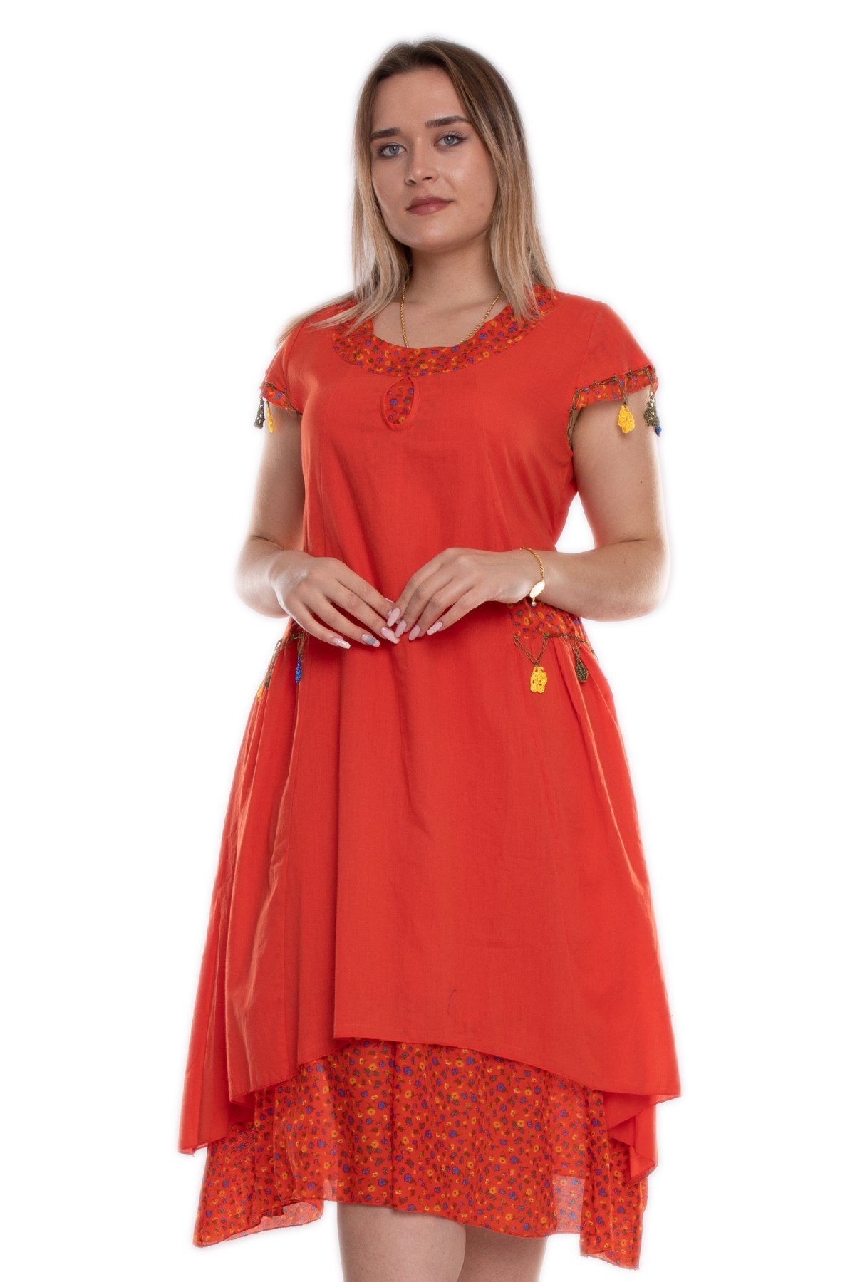 9115 Oya İşli Eteği Parçalı Katlı Kısa Kol Pamuk Otantik Elbise