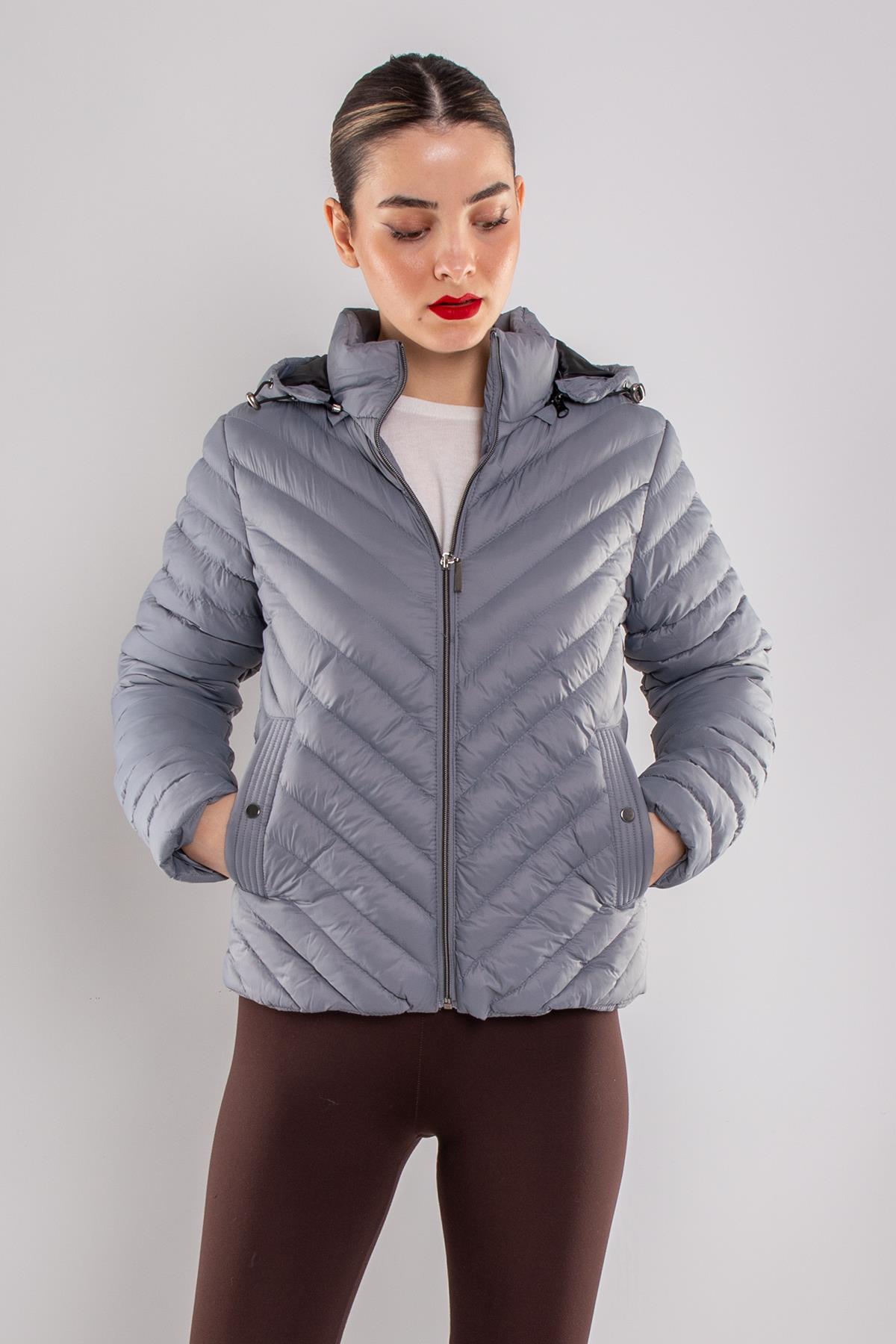 JAKLİN Slimfit Cep Çıtçılı Kapüşonlu Kısa Şişme Mont