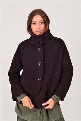 08023 Düz Desen Düğmeli Keçe Kaban