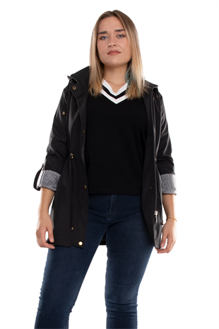 1018 Büyük Beden Beli Bağcıklı Kapşonu ÇıkmalıFermuar ve Çıtçıtlı Yağmurluk