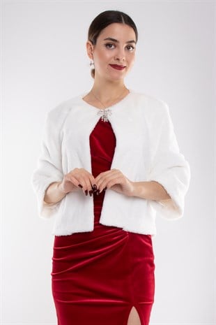 1055 Büyük Beden Broşlu Kürklü Kısa Ceket