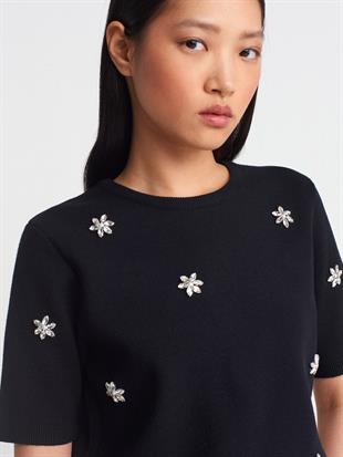 10683 Bisiklet Yaka El İşi Taş İnci Nakışlı Triko