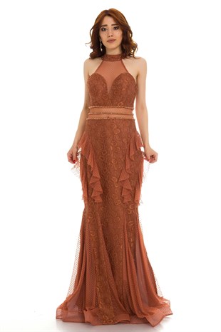 19160-1 KB Beli Dekolteli Fırfırlı Güpür Uzun Elbise