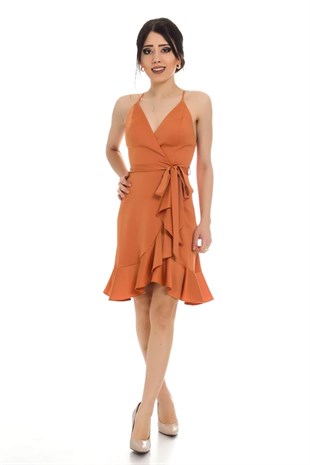 2020 KB Eteği Fırfırlı Sırt Bağlamalı Kısa Elbise