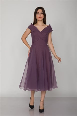 2090 Organze Kumaş Çapraz Kruvaze Yaka Kloş Etekli Kısa Elbise