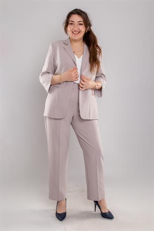 2239 Büyük Beden Truvakar Kol Detaylı Tek Düğme Ceket Pantolon Takım