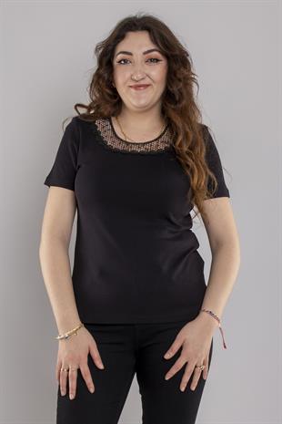 24E008 Yaka Güpür Pamuklu Modal Kısa Kol Bluz