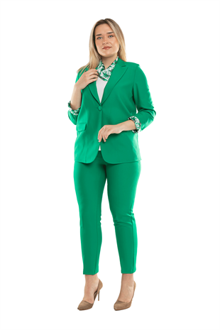 2822 Büyük Beden Fularlı Kadın Pantolon Ceket Takım