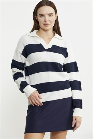 32477 Açık Polo Yaka Çizgili Triko Kazak