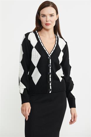 34474 Baklava Desenli Çift Renk Yünlü Triko Hırka