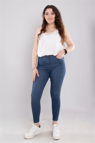 399 Büyük Beden Narnia Yanı Serpme Taşlı Kadın Kot Pantolon