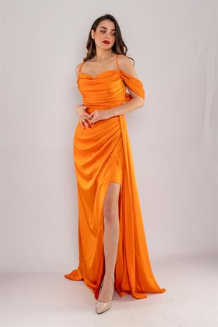 449 İp Askılı Şalyaka Kuyruklu Uzun Saten Elbise