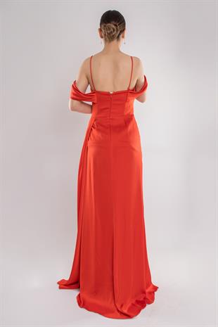 449 İp Askılı Şalyaka Kuyruklu Uzun Saten Elbise