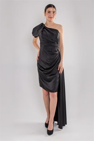 474 Tek Omuz Beli Drape Kuyruklu Kısa Saten Elbise