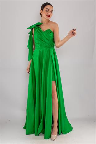 477 Tek Omuz Kloş Etek Tafta Uzun Abiye