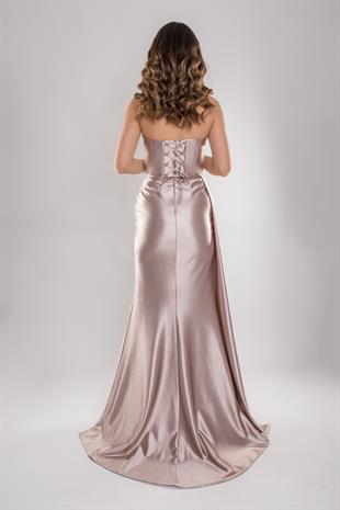 5046 Straplez Drapeli Kuyruklu Örme Saten Elbise