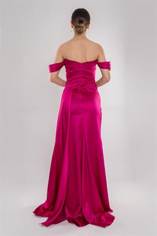 5107 Dik Yaka Göğüs Taşlı Drapeli Uzun Saten Elbise