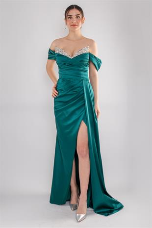 5107 Dik Yaka Göğüs Taşlı Drapeli Uzun Saten Elbise