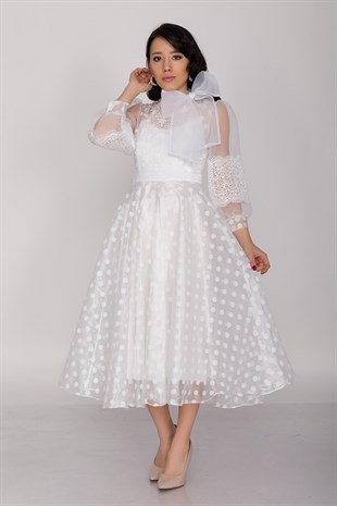 610049 KB Astarlı Tül Kol Puanlı Organze Kısa Elbise