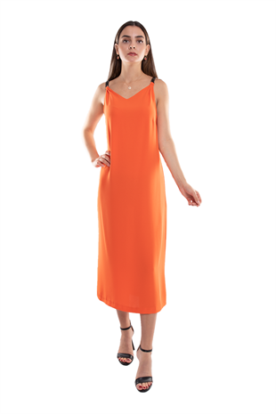 61749 Zincir Askı Vyaka Krep Midiboy Elbise