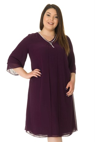 137(7030-150) Büyük Beden SuYolu Taş Kolyeli Krep Şifon Elbise