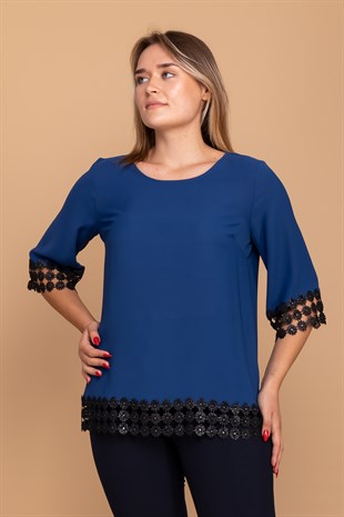 7041 Kolu ve Etek Ucu Papatya Güpür Büyük Beden Bluz